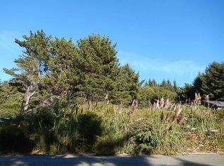 295 Roundhouse Creek Rd, Trinidad, CA 95570