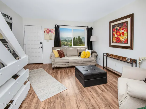 85 Chambers Ave APT 10, Eagle, CO 81631
