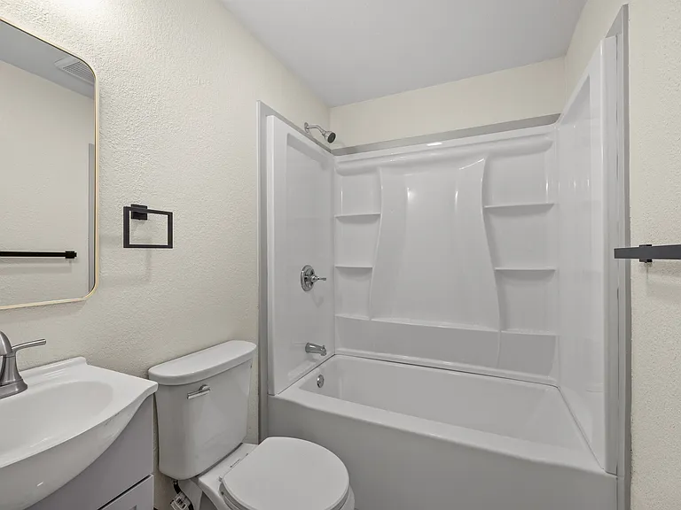 3829 Bryan Ave — Photo 16