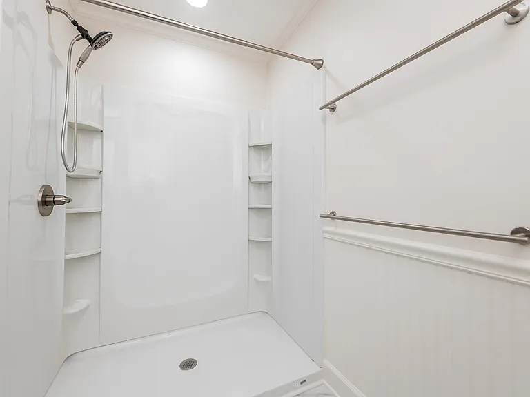 225 Autumn Trace Ct — Photo 17