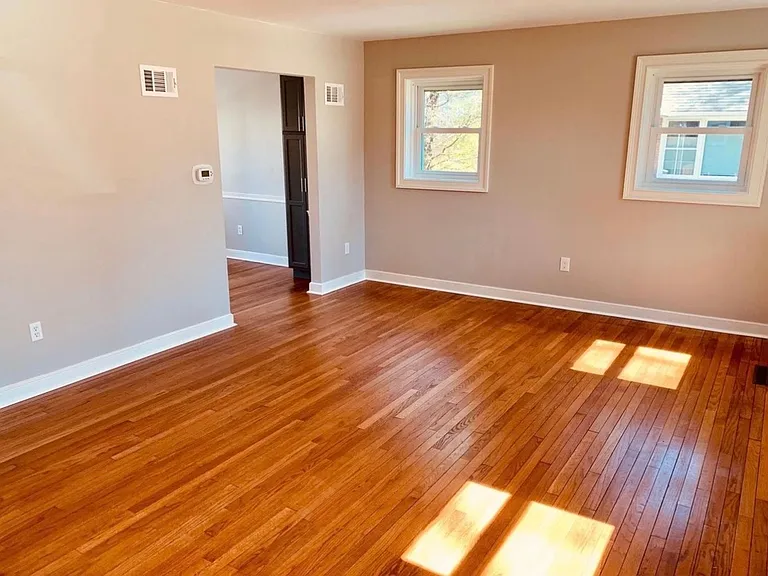 1409 Dauphin Ave — Photo 16
