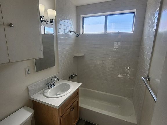 4th image of 10309 S Inglewood Ave #25