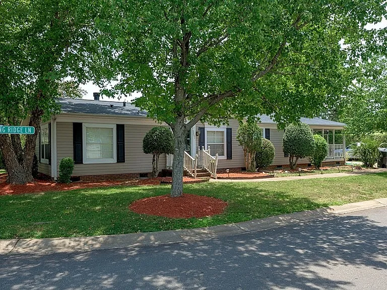 Meadowbrook — Photo 8