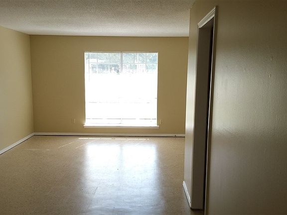 4th image of 5440 Flowering Peach Dr