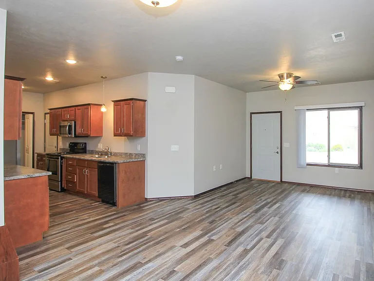 Tanner Court Estates -3 bed units townhouses in Tea, SD! — Photo 52