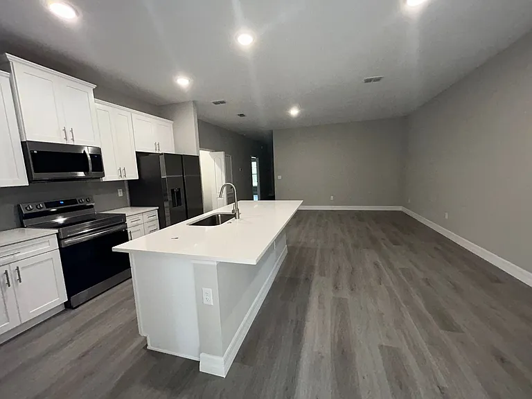 13616 SW 61st Cir #1 — Photo 4