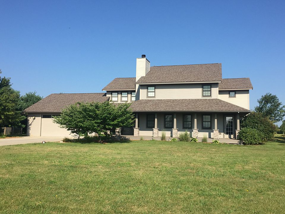 1073 CR 1200E, Tolono IL