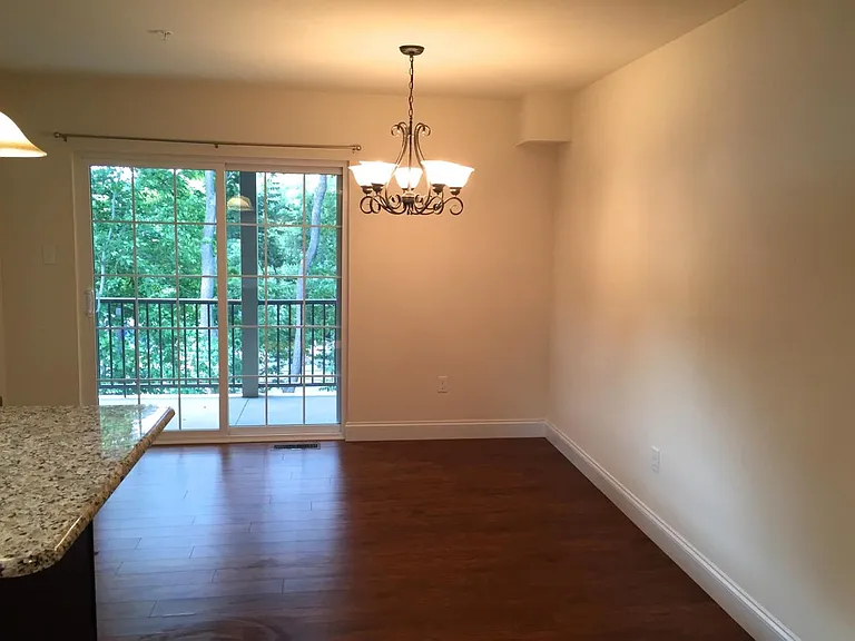 1131 Sunset Rd — Photo 5