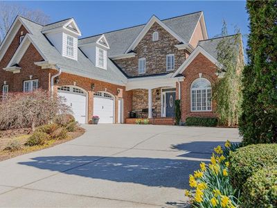 4410 Rosebriar Square Dr, Winston Salem, NC, 27106