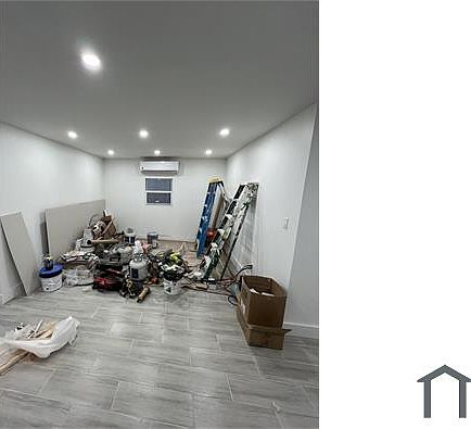 4th image of 3802 Bronxwood Ave #1