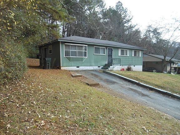 3rd image of 3426 Birchwood Dr