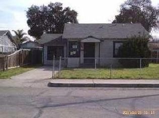 1320 N Rinaldi St, Visalia, CA 93291