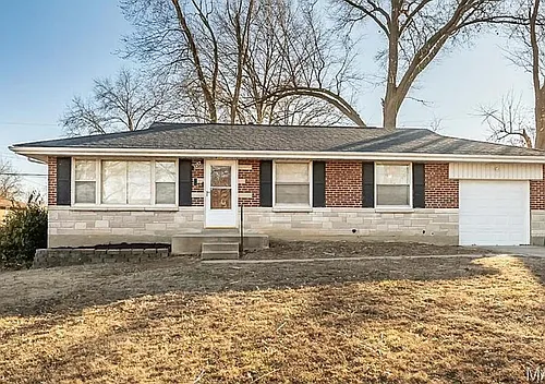 1232 Forest Home Dr Photo 1