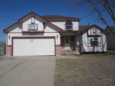 8902 E Cessna St, Wichita, KS, 67210