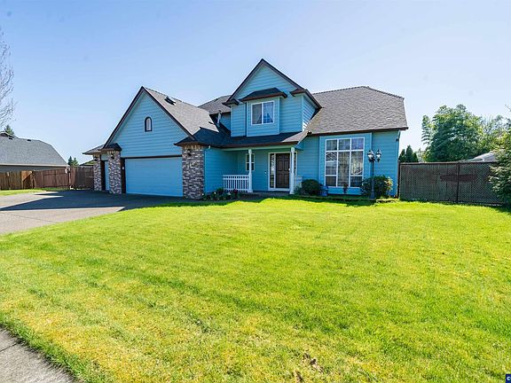 2nd image of 312 SW Cascade Meadow Dr