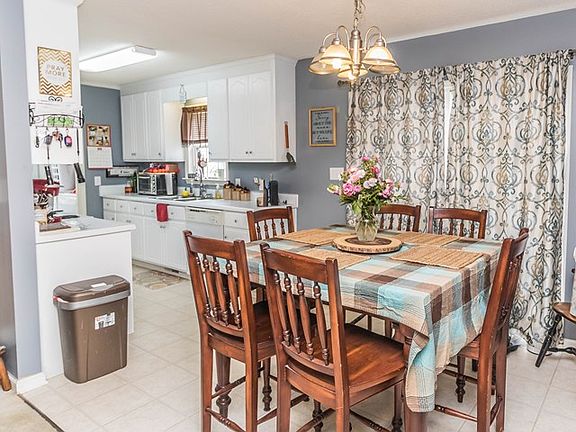 5th image of 102 Jordan Bluff Dr