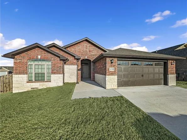 6110 NW Ettie May St, Bentonville, AR 72713