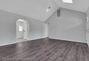 1429 Lakewood Rd — Photo 7