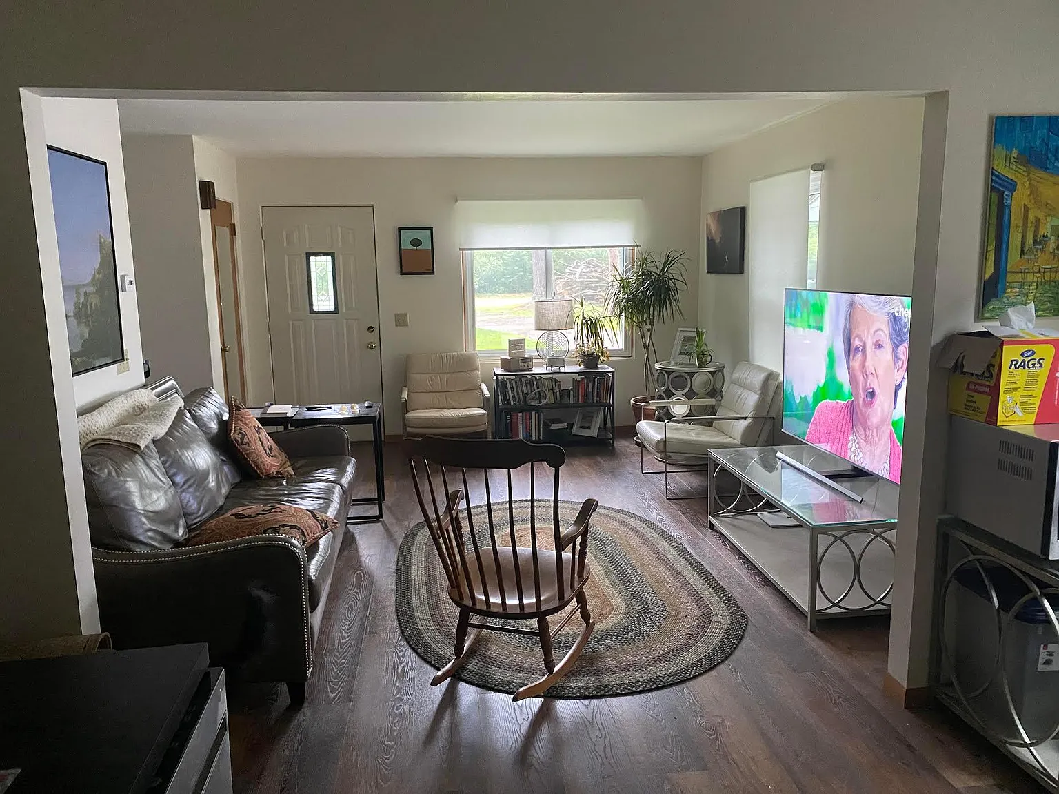 2 bed, 1.5 bath, 900 sqft, $1,450 — Photo 3