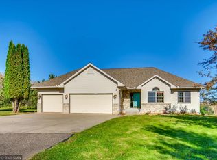 672 Walsh Rd, Hudson, WI 54016