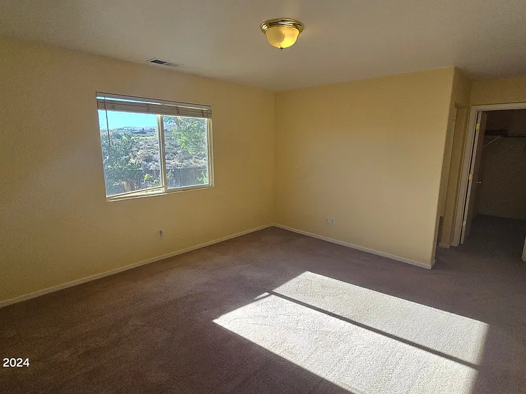 8778 Sunset Breeze Dr — Photo 13