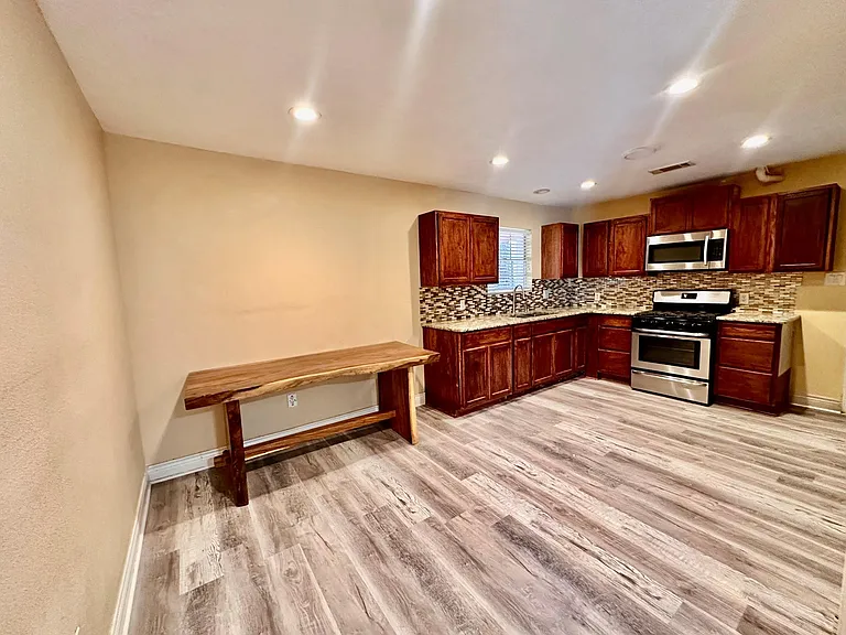 19119 Winding Trail Ln — Photo 17