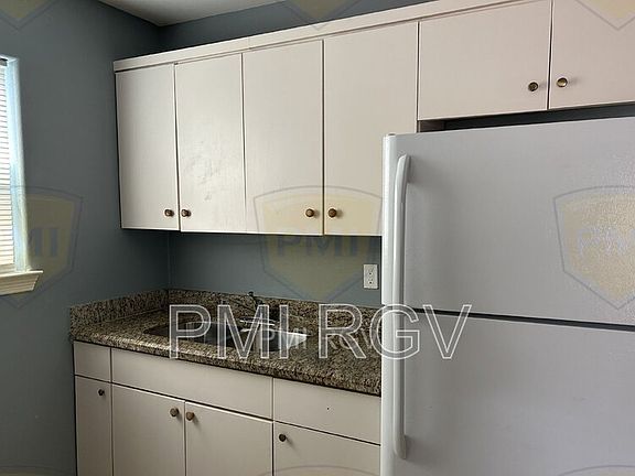 5th image of 1420 Quitaca Dr