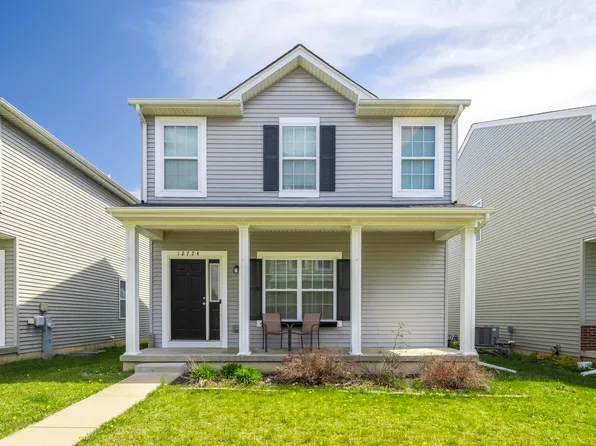 12724 Rutledge St, Crown Point, IN 46307