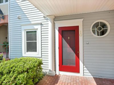 51 Forest Ave APT 10, Greenwich, CT, 06870