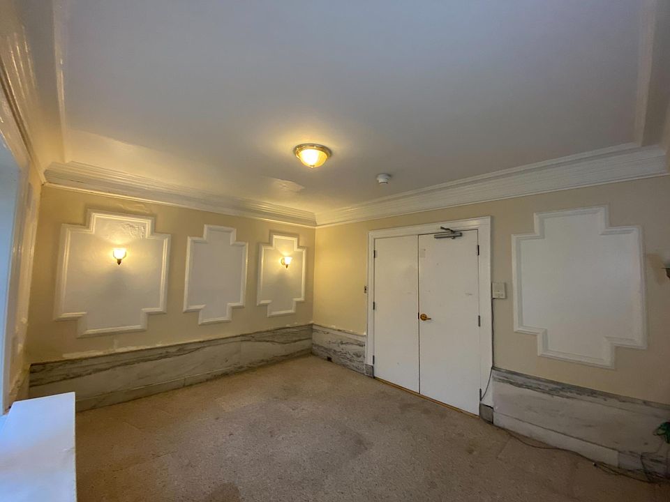 1st image of 30 Gates Ave #100