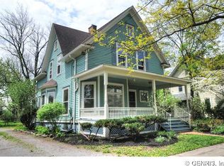 44 Monroe St, Honeoye Falls, NY 14472
