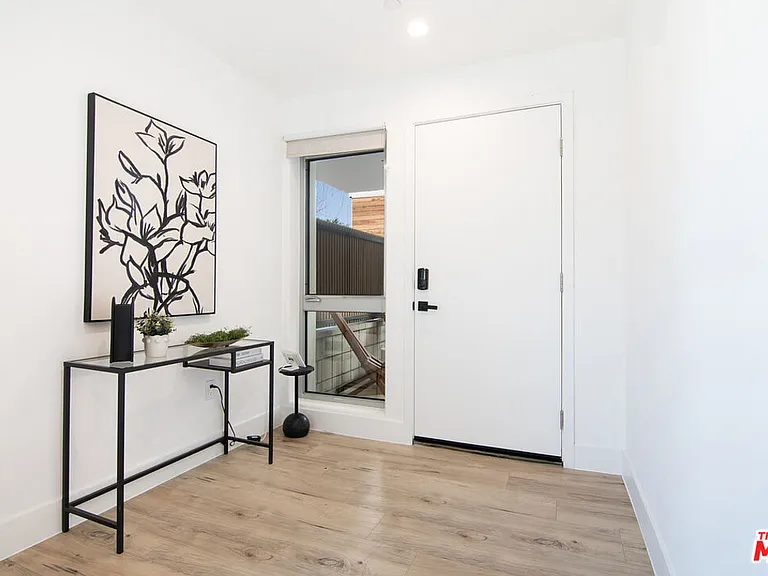 1236 Fairfax Ave #5 — Photo 3