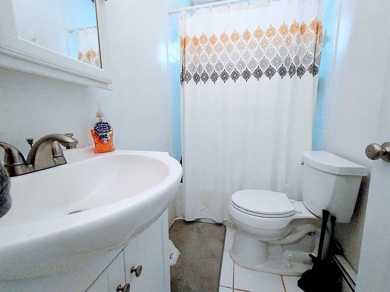 10 Hardwick St #3 — Photo 4