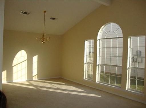 5th image of 10557 Steeplechase Dr
