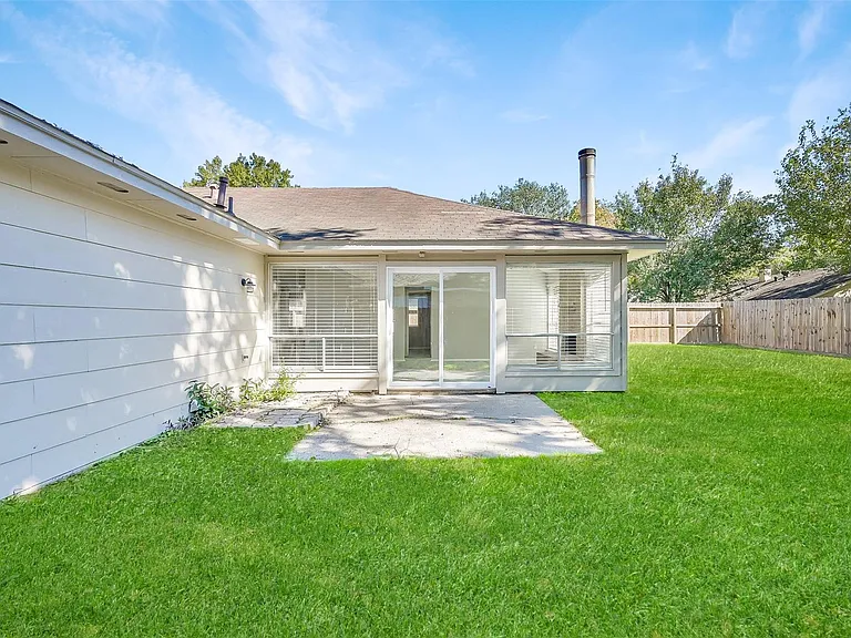 2306 Piddler Dr — Photo 37
