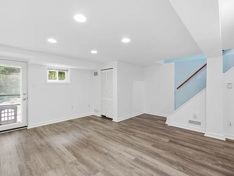 2940 Sycamore St — Photo 19