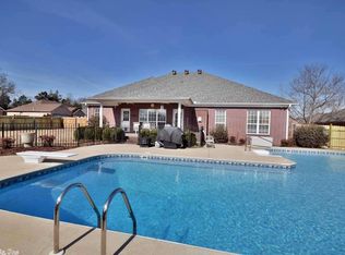 4635 Fugitt St, Conway, AR 72034