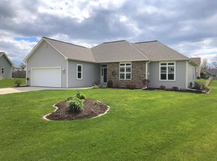 164 N Sundew Ct #1/1, Elkhorn, WI 53121