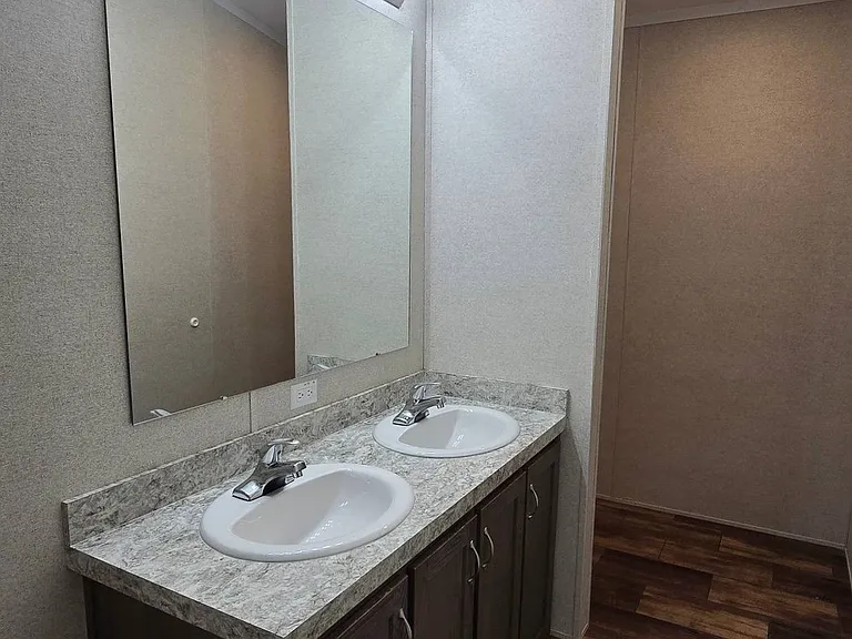 222 Gateway Blvd #42 — Photo 8