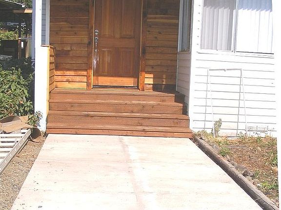 Added concrete walk 2017