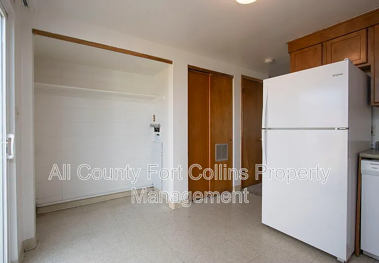 1408 S Douty Ave #1 — Photo 7