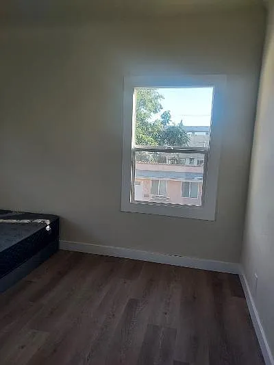 2 bed, 1000 sqft, $3,500 — Photo 3