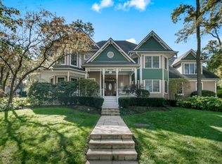 1927 Bending Oaks Ct, Downers Grove, IL 60515