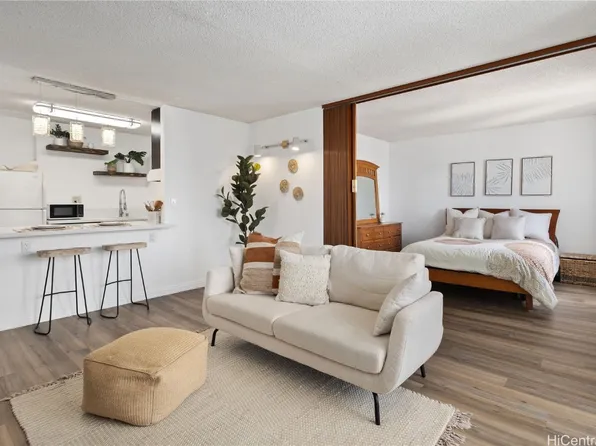 98-1038 Moanalua Rd #72202, Aiea, HI 96701