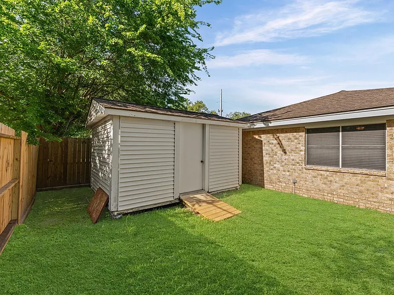 2562 Kevin Ln — Photo 25