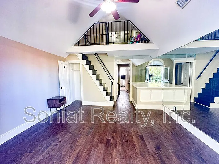 936 Conti St #11 — Photo 8