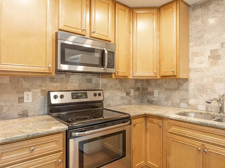 1422 Scales St #K — Photo 1
