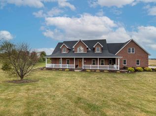 9479 Kemp Rd, Dubuque, IA 52003