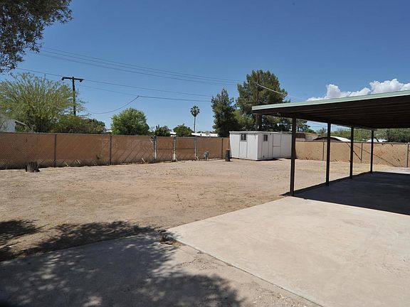 4th image of 4911 N La Cholla Blvd