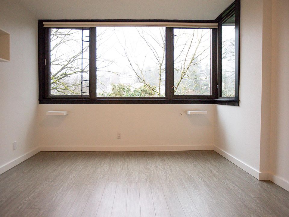 1st image of 2020 SW Main St Unit 706